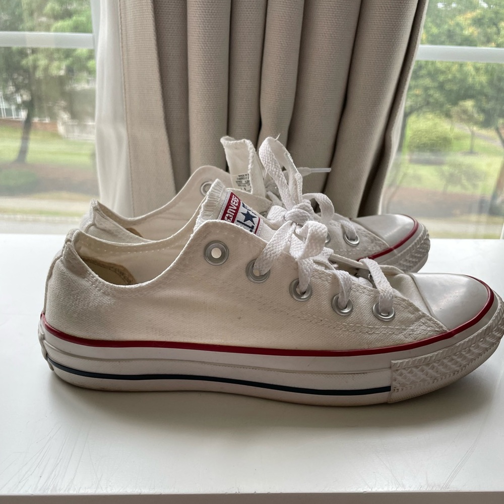 Converse Chuck Taylor All Star Low Top Sneakers Optical White Mens 4 Womens 6